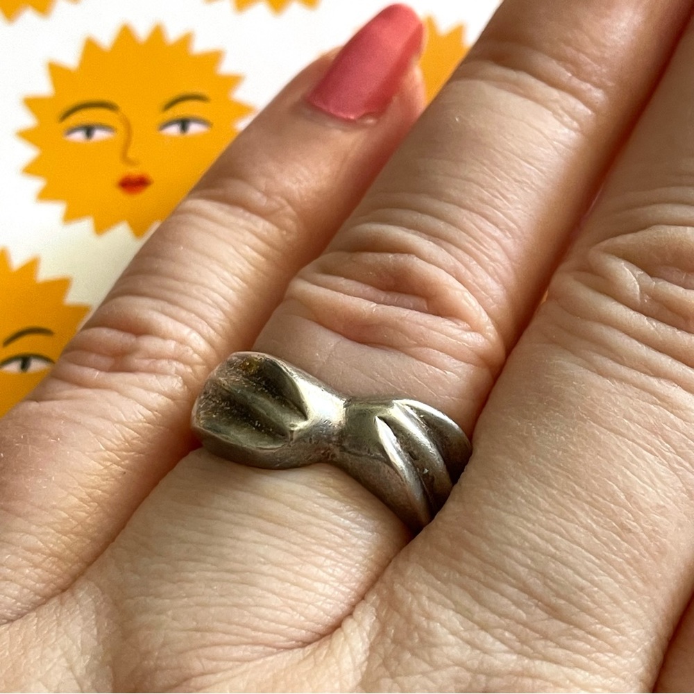 Vintage Modernist twist stamped 925 sterling silver ring Mexico sz 7.25-7.5